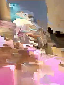 Snapshot of MiaCurly3 chatting on February 21, 7:04 pm MiaCurly3 online show from February 21, 7:04 pm