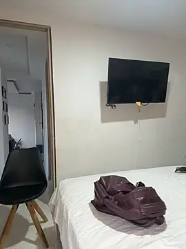 Tana latin online show from April 14, 10:49 pm