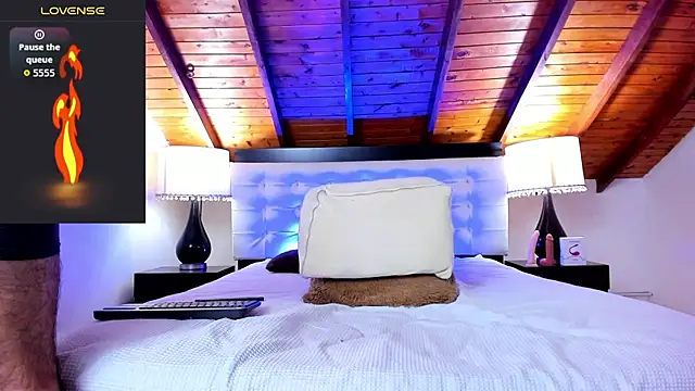 Snapshot of Sebastian_Berne chatting on November 20, 7:35 pm Sebastian Berne online show from November 20, 7:35 pm