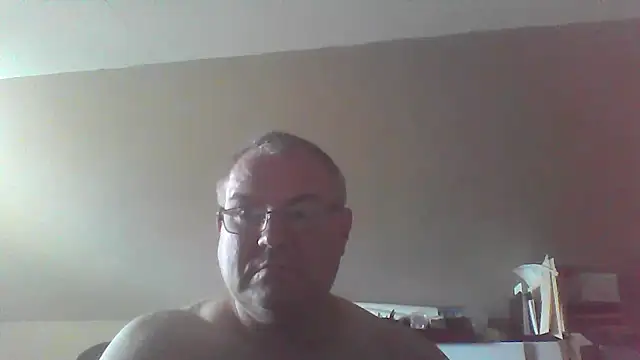mkestr69 online show from September 12, 6:52 pm