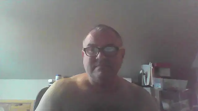 mkestr69 online show from December 1, 9:20 pm