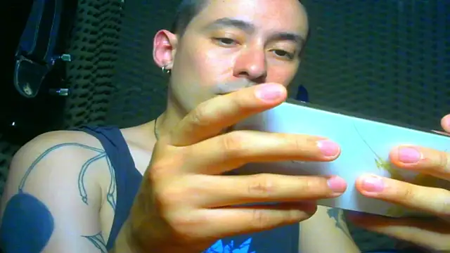 vampireathome online show from March 16, 1:28 am