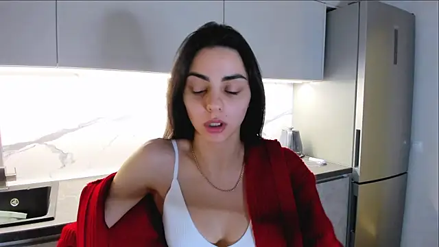 EmiliaZen online show from February 15, 5:07 pm