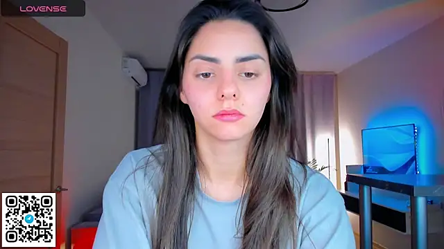 EmiliaZen online show from February 9, 6:12 pm