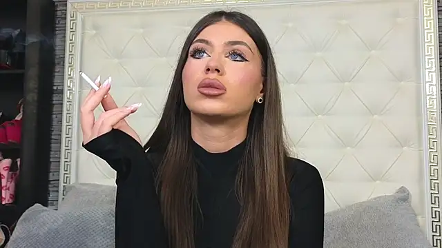 Snapshot of EliteDomina chatting on November 11, 7:19 am EliteDomina online show from November 11, 7:19 am