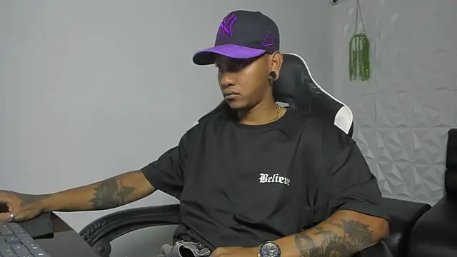 blackdirty420 online show from February 14, 2:47 pm