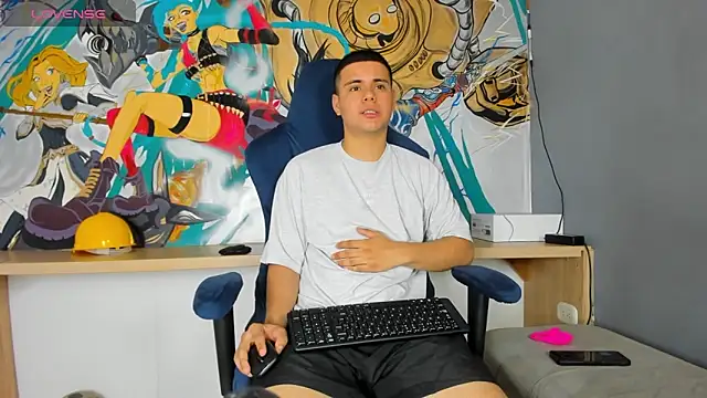 Sebastian Phoenix online show from March 1, 3:21 am