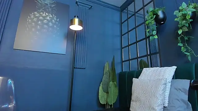 Snapshot of scarlet_edwars chatting on February 27, 7:03 pm scarlet edwars online show from February 27, 7:03 pm