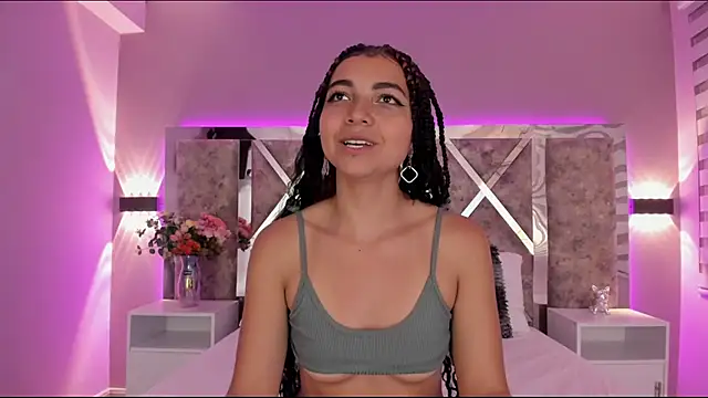 ValerieHyde online show from March 1, 6:03 am