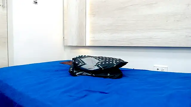 Dirty Kingg online show from February 25, 2:03 am