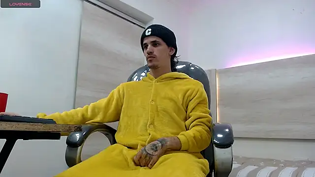 Dirty Kingg online show from March 21, 7:24 pm