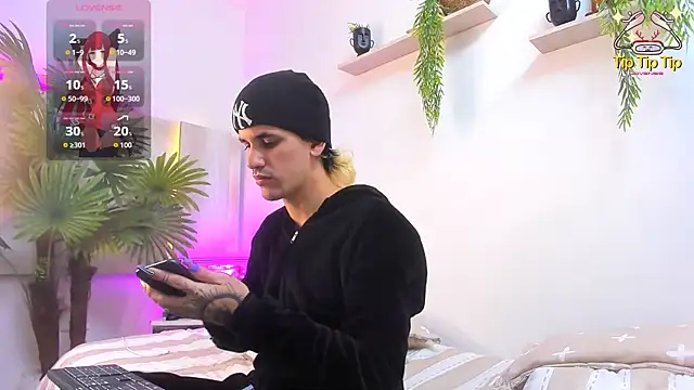 Dirty Kingg online show from September 18, 8:44 pm