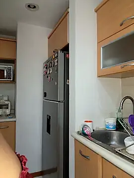 Snapshot of Alicee10 chatting on November 20, 6:40 pm Alicee10 online show from November 20, 6:40 pm