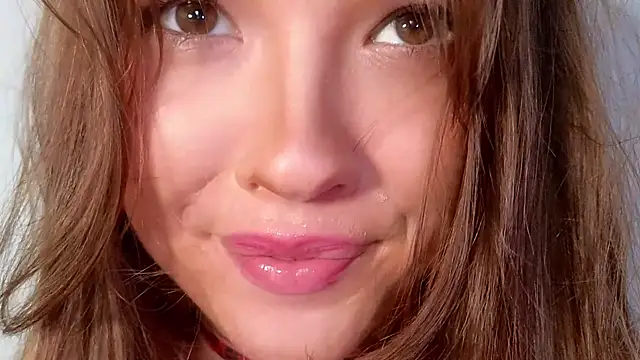 Snapshot of DemiDee chatting on November 15, 1:29 pm DemiDee online show from November 15, 1:29 pm