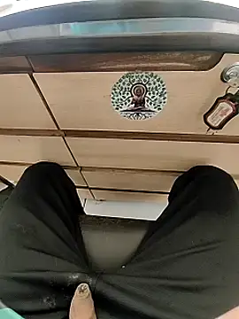 Snapshot of johnwick_7a chatting on February 11, 6:19 am johnwick 7a online show from February 11, 6:19 am