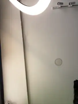 Snapshot of Dulce__Boyd chatting on February 18, 1:51 pm Dulce Boyd online show from February 18, 1:51 pm