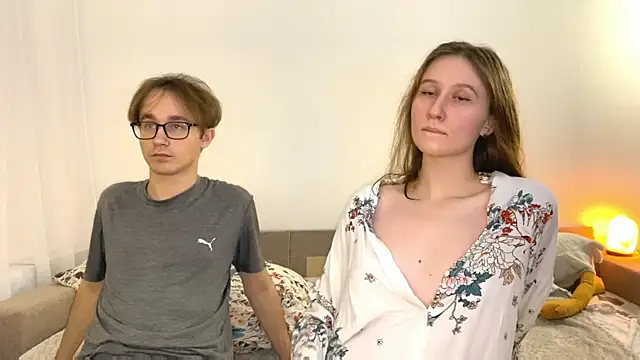 Sabrinaanddaniel online show from March 18, 12:16 am