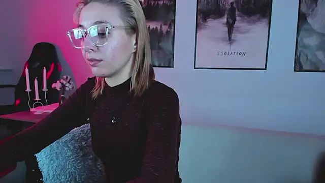 Snapshot of PhilippaAdamas chatting on February 13, 8:48 am PhilippaAdamas online show from February 13, 8:48 am