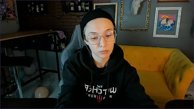 Snapshot of PhilippaAdamas chatting on September 18, 12:01 am PhilippaAdamas online show from September 18, 12:01 am