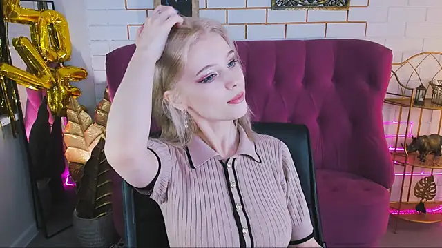 LeonaStane online show from October 8, 4:59 pm