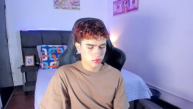 Aiiden 15 online show from December 1, 1:05 pm