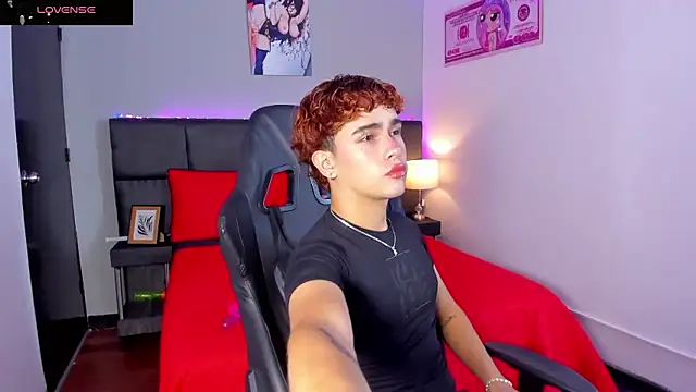 Aiiden 15 online show from January 8, 3:25 pm