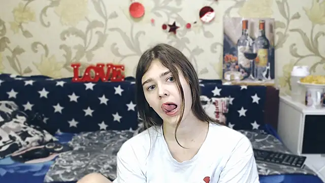 Snapshot of JennyStormy chatting on February 21, 5:20 pm JennyStormy online show from February 21, 5:20 pm