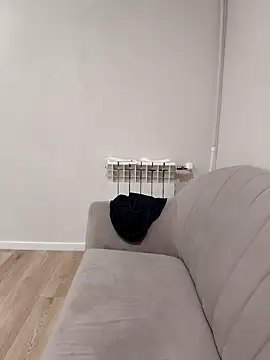 Snapshot of And25bn chatting on February 7, 8:23 pm And25bn online show from February 7, 8:23 pm