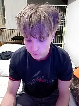 Snapshot of And25bn chatting on March 2, 1:19 am And25bn online show from March 2, 1:19 am