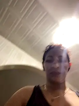 Snapshot of Carola-Ross chatting on October 6, 7:11 pm Carola-Ross online show from October 6, 7:11 pm