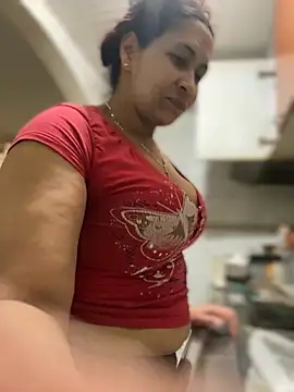 Snapshot of Carola-Ross chatting on November 7, 6:08 pm Carola-Ross online show from November 7, 6:08 pm