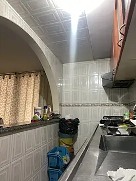 Carola-Ross online show from April 10, 4:55 pm