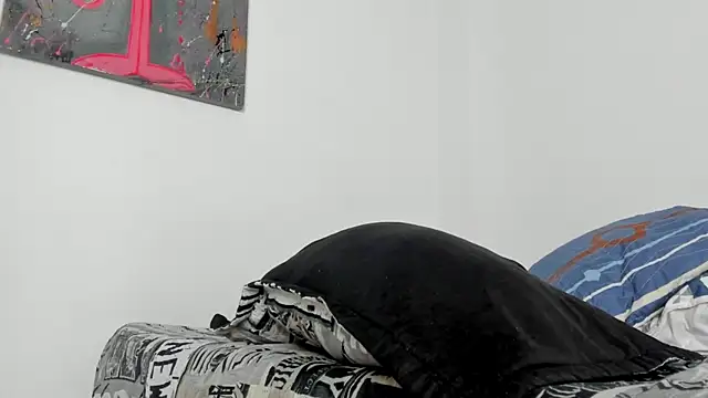 Snapshot of hugosan12 chatting on January 10, 8:43 pm hugosan12 online show from January 10, 8:43 pm