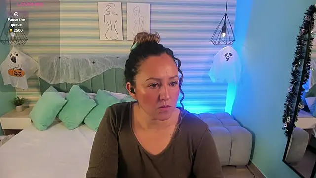 Snapshot of abby_apple chatting on October 20, 1:33 pm abby apple online show from October 20, 1:33 pm