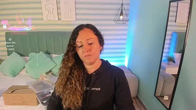 Snapshot of abby_apple chatting on November 13, 12:48 pm abby apple online show from November 13, 12:48 pm