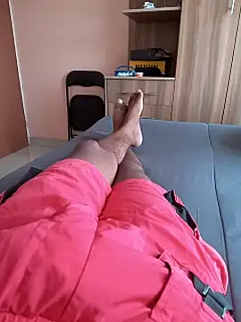 Snapshot of Cumboy2567 chatting on February 10, 9:58 am Cumboy2567 online show from February 10, 9:58 am