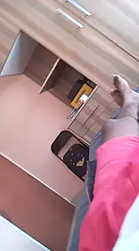 Snapshot of Cumboy2567 chatting on February 14, 8:31 am Cumboy2567 online show from February 14, 8:31 am