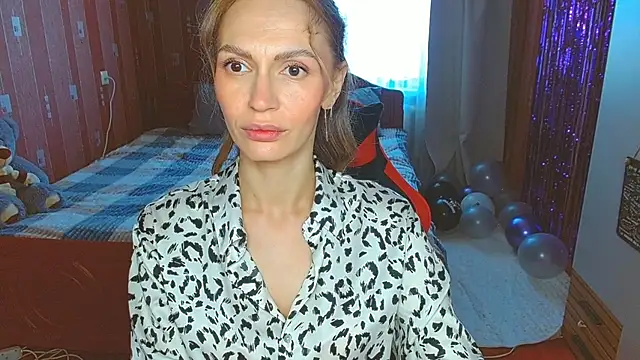 Snapshot of Lady_Sunshine_ chatting on July 12, 6:04 am Lady Sunshine online show from July 12, 6:04 am