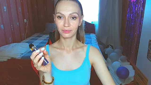 Snapshot of Lady_Sunshine_ chatting on July 16, 7:03 am Lady Sunshine online show from July 16, 7:03 am