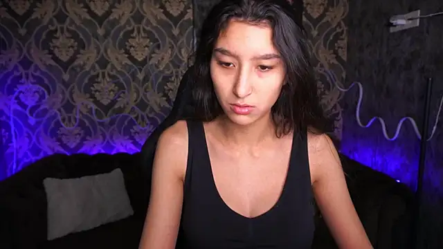 Snapshot of CharmMocco chatting on February 13, 7:13 am CharmMocco online show from February 13, 7:13 am