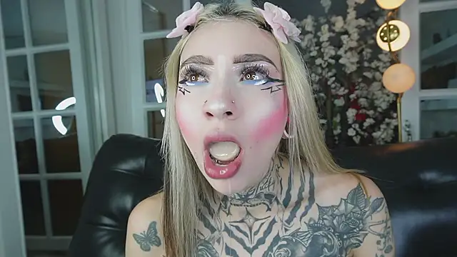 miss   angel online show from February 4, 11:16 am