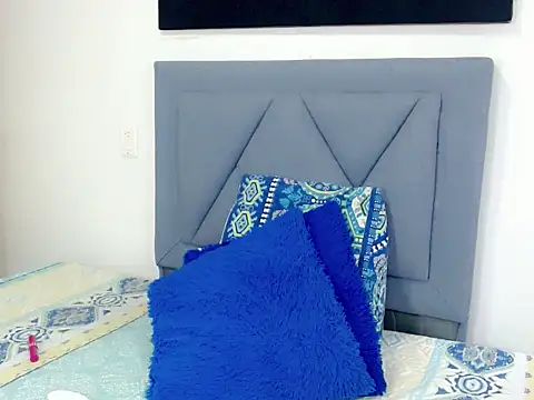 dominic 00 online show from December 21, 9:44 pm