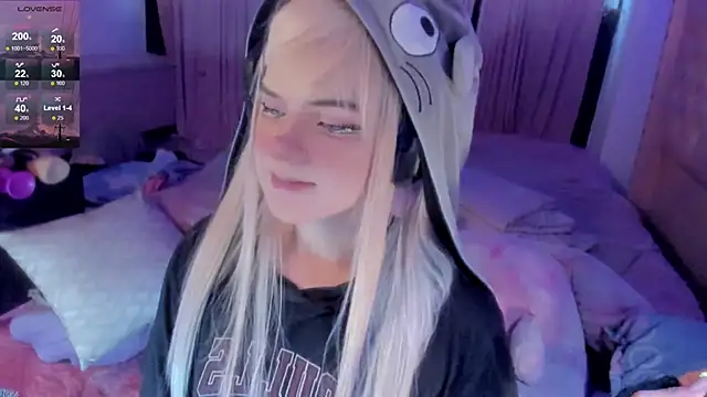 Angelica Reborn online show from November 23, 8:30 pm