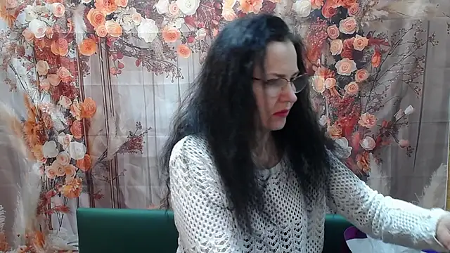 Snapshot of Miroslava_Happi chatting on February 21, 6:58 am Miroslava Happi online show from February 21, 6:58 am
