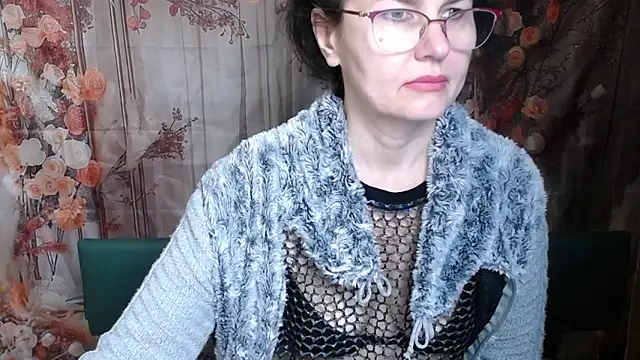 Snapshot of Miroslava_Happi chatting on February 23, 6:44 am Miroslava Happi online show from February 23, 6:44 am