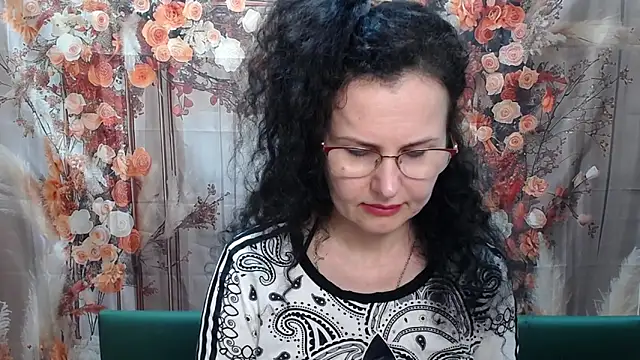 Snapshot of Miroslava_Happi chatting on April 19, 5:29 am Miroslava Happi online show from April 19, 5:29 am