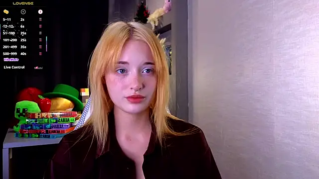 Hisoka akerley online show from September 26, 5:17 pm