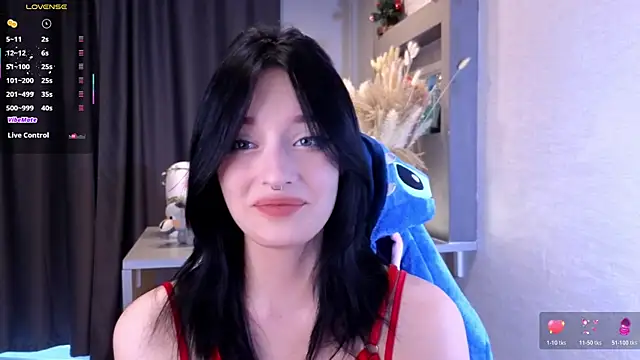 Hisoka akerley online show from July 8, 3:44 am
