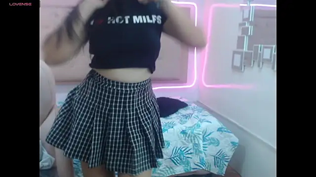 honnielane online show from February 12, 3:49 pm