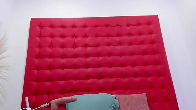 Nathy Ross online show from November 14, 1:43 pm